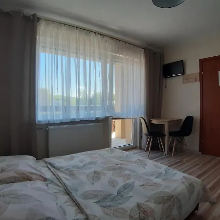 Pokoje Goscinne Polna 23 * مينززدرويه